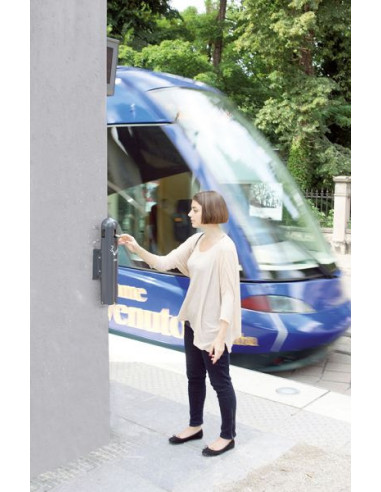 Probbax Cenicero de pared tipo cúpula de 1,8 l